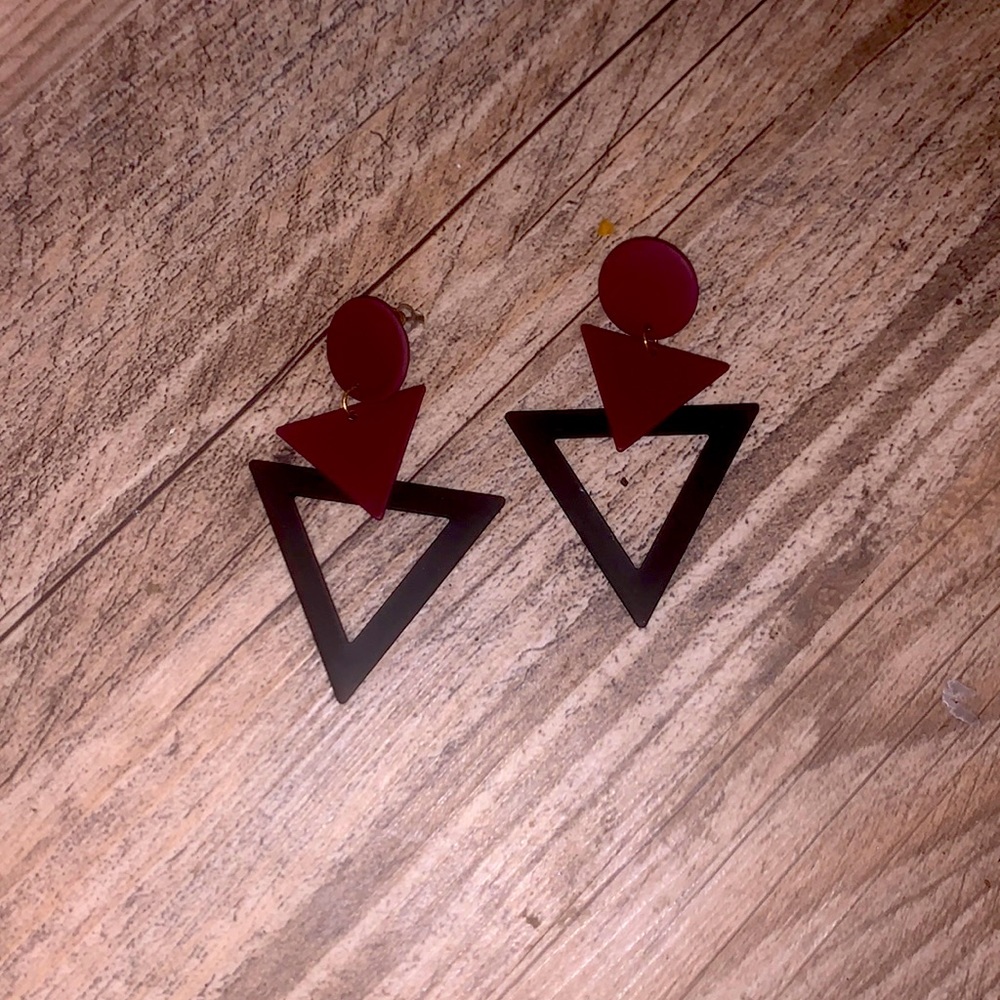 Geometric black & burgundy earrings